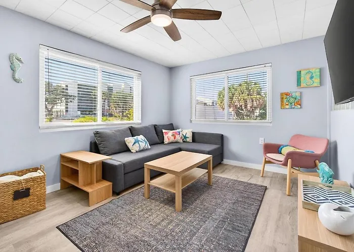 Stylish 2 Bedroom Retreat