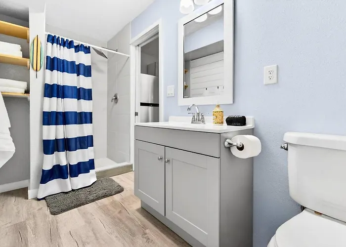 Stylish 2 Bedroom Retreat Clearwater Beach